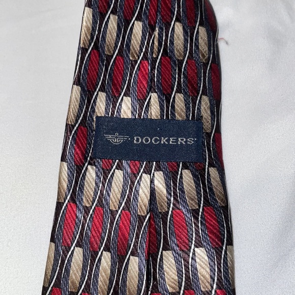 Men’s Dockers silk tie - Picture 3 of 6